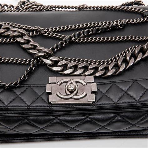 chanel boy black chain